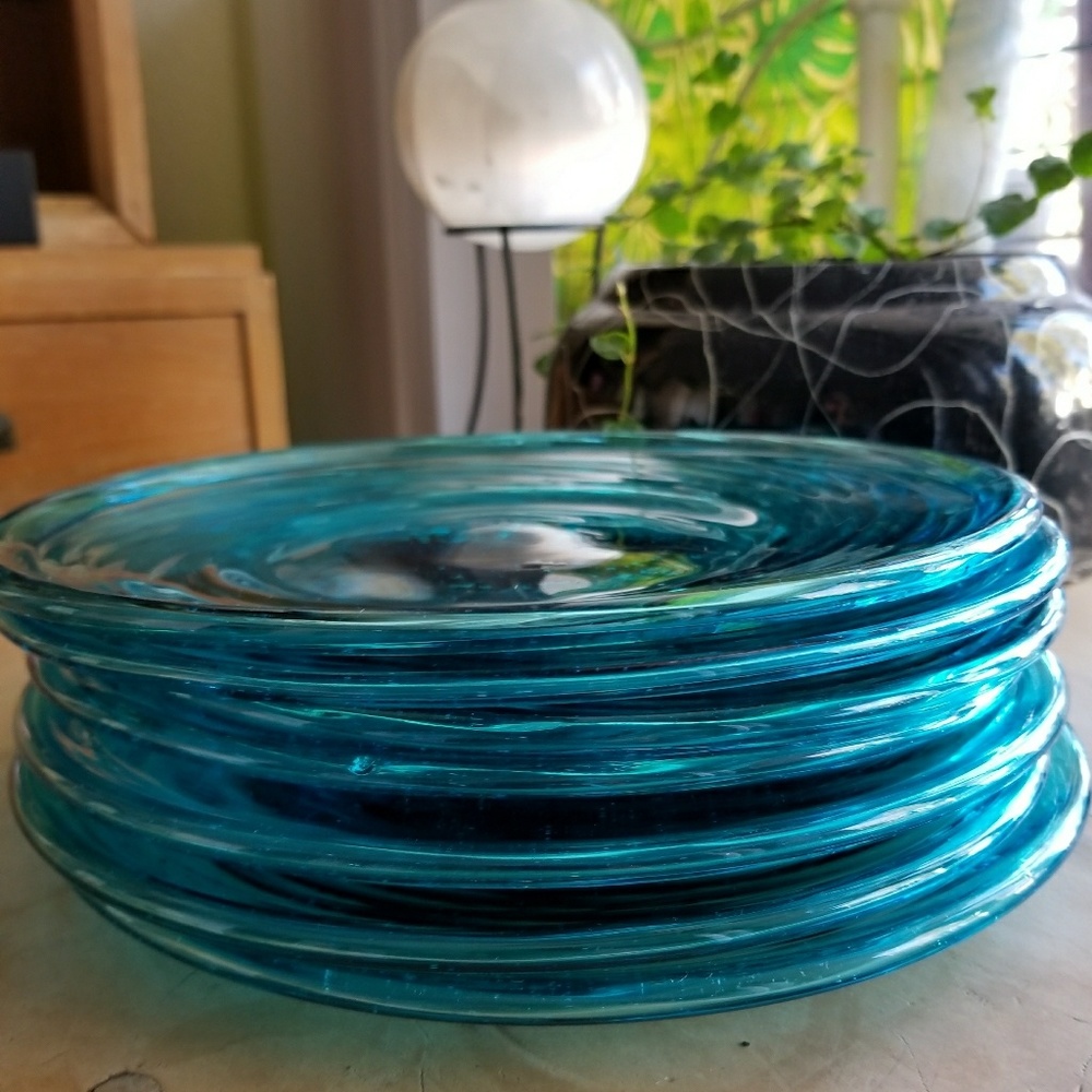 Vintage Hand Blown Swirl Glass plates with pontil - Picture 5 of 7